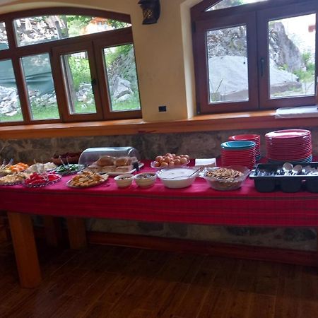Hostel Valbona Exteriör bild