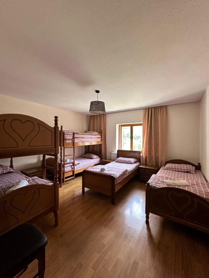 Hostel Valbona Exteriör bild